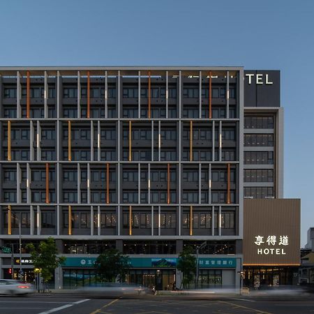 In Joy Hotel Taichung Luaran gambar