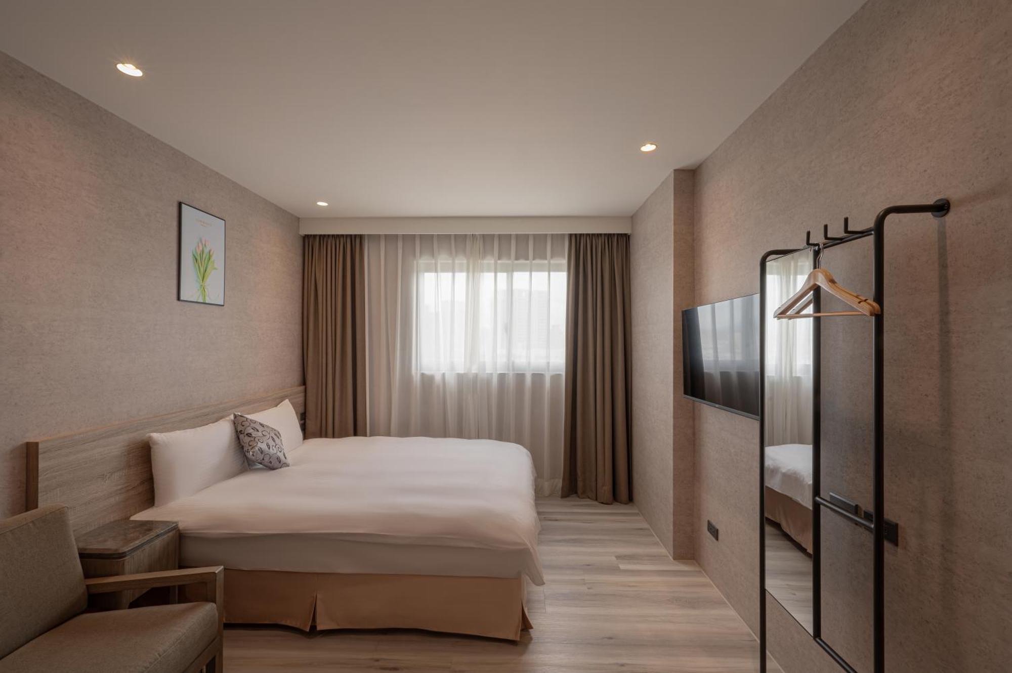 In Joy Hotel Taichung Luaran gambar