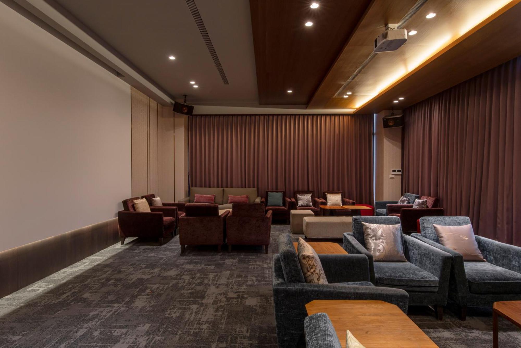 In Joy Hotel Taichung Luaran gambar